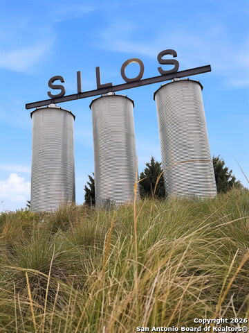 Image 34 of 41 For 14113 Swine Place