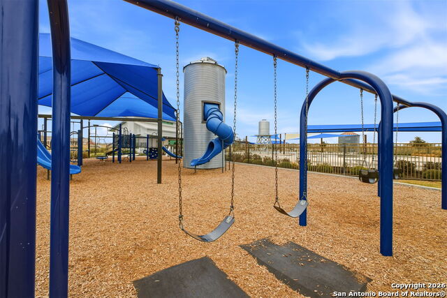 Image 35 of 41 For 14113 Swine Place