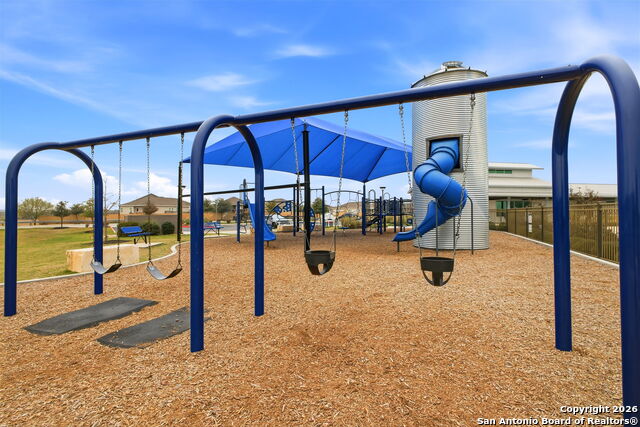 Image 36 of 41 For 14113 Swine Place