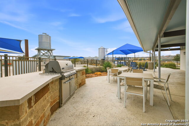 Image 38 of 41 For 14113 Swine Place