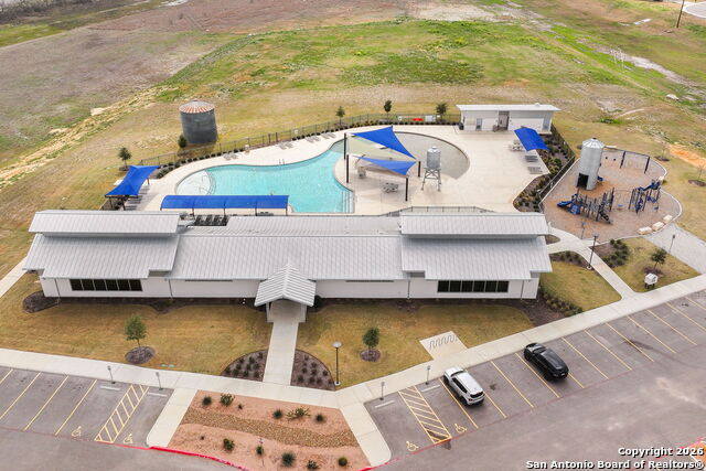 Image 40 of 41 For 14113 Swine Place