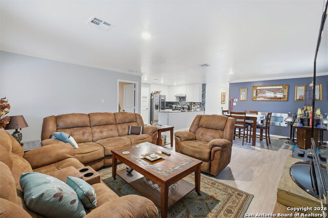 Image 6 of 41 For 14113 Swine Place