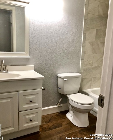 Listing photo id 17 for 9135 Rue De Lis