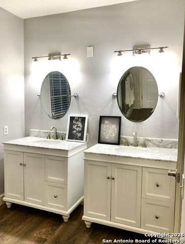 Listing photo id 4 for 9135 Rue De Lis