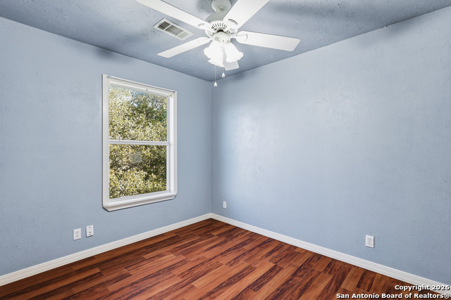 Image 17 of 39 For 622 Pebble Beach