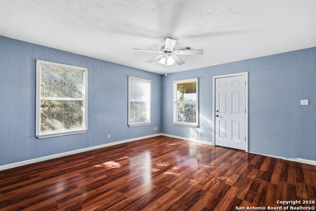 Image 21 of 39 For 622 Pebble Beach