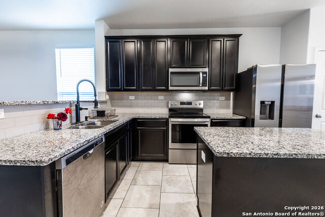 Image 4 of 24 For 422 Dappled Willow