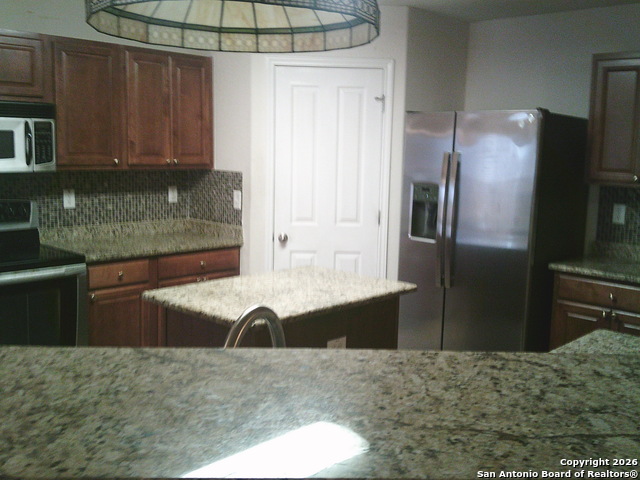 Image 10 of 33 For 3834 Hatwig  