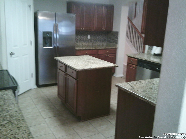 Image 12 of 33 For 3834 Hatwig  