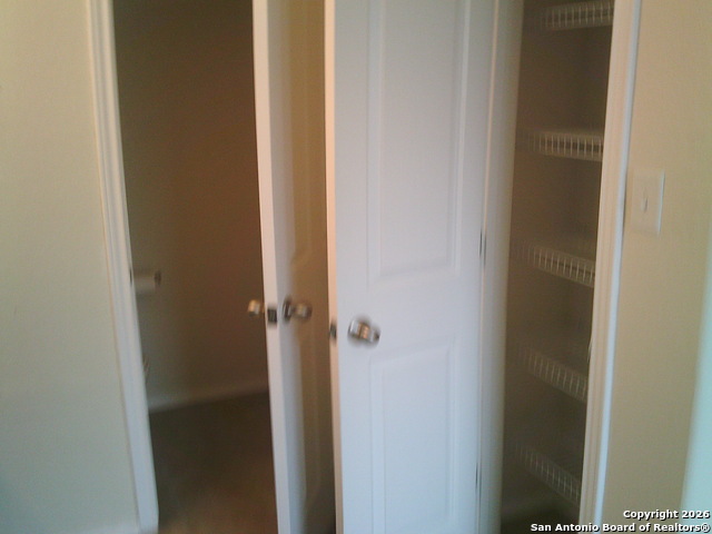 Image 19 of 33 For 3834 Hatwig  