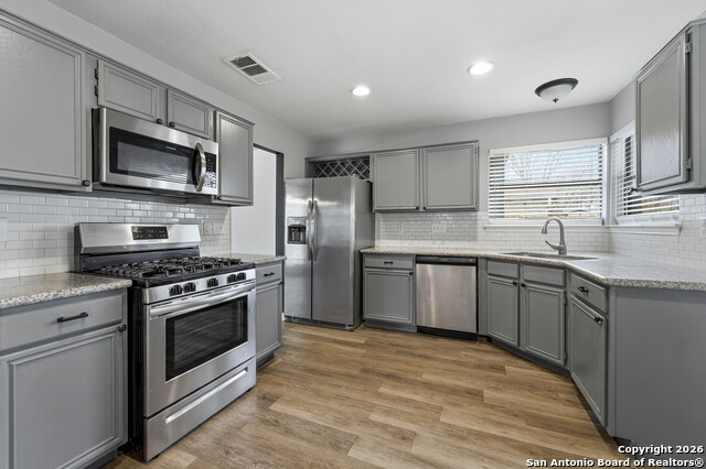 Image 10 of 29 For 7559 Beaver Tree