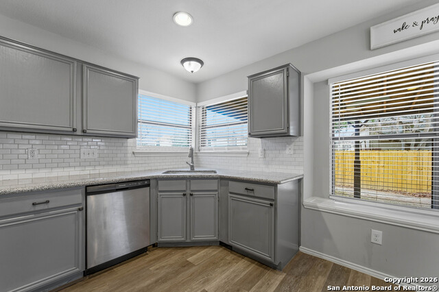 Image 9 of 29 For 7559 Beaver Tree