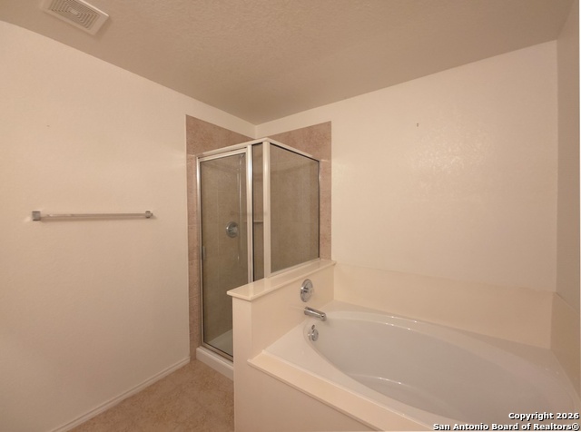 Image 19 of 30 For 3907 Paradiso Loop