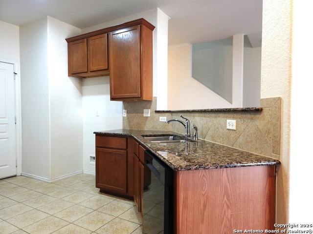 Image 5 of 30 For 3907 Paradiso Loop