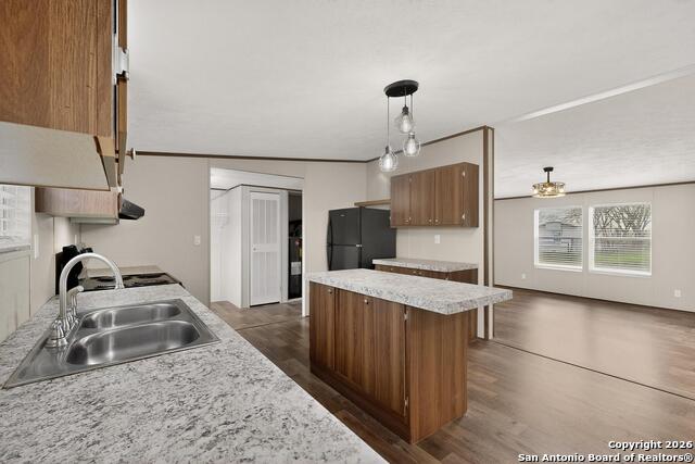 Image 14 of 45 For 19124 La Gloria