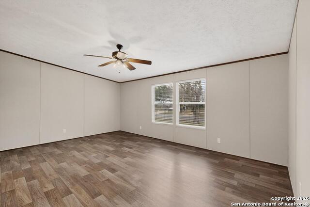 Image 18 of 45 For 19124 La Gloria