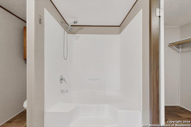 Image 21 of 45 For 19124 La Gloria