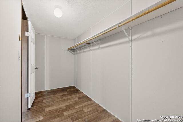 Image 22 of 45 For 19124 La Gloria