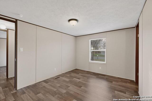 Image 32 of 45 For 19124 La Gloria