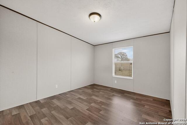 Image 33 of 45 For 19124 La Gloria