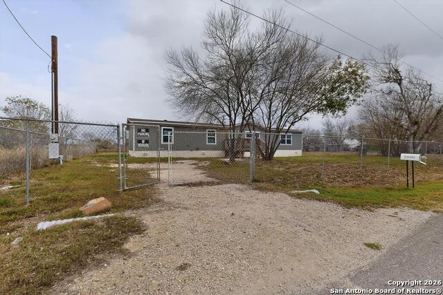 Image 38 of 45 For 19124 La Gloria