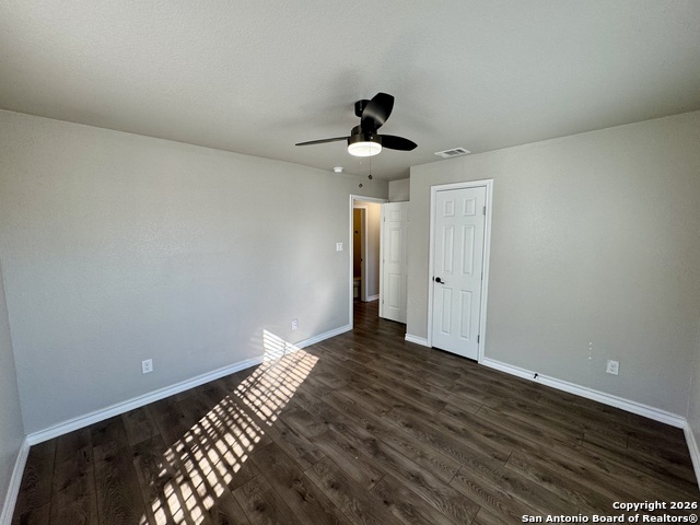 Image 20 of 33 For 627 San Manuel N