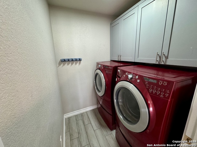 Image 25 of 33 For 627 San Manuel N