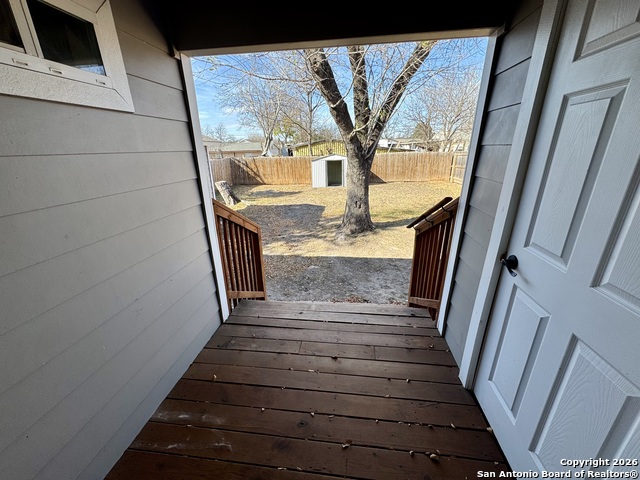 Image 26 of 33 For 627 San Manuel N