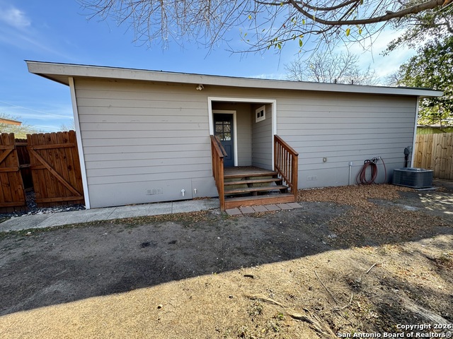 Image 33 of 33 For 627 San Manuel N