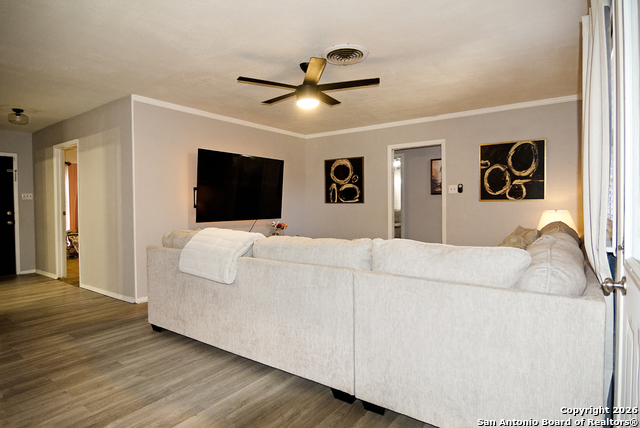 Image 3 of 40 For 1405 Palo Blanco