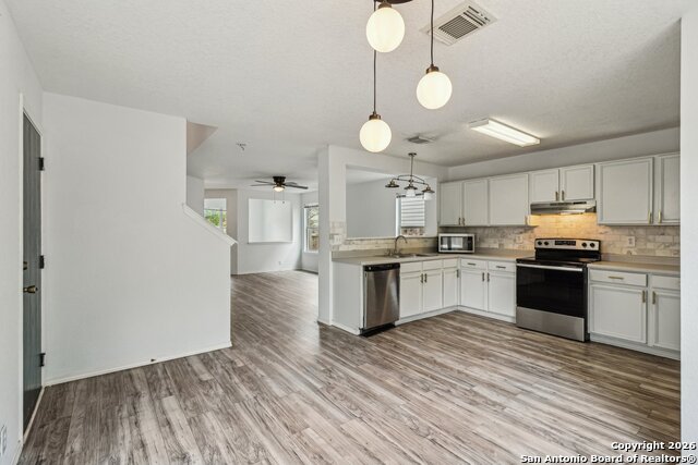 Image 16 of 50 For 87 Kenrock Ridge