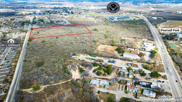 Listing photo id 0 for 5139 Old Pearsall Rd