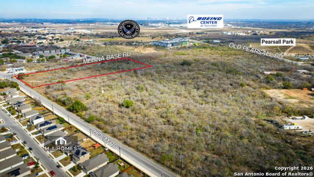 Listing photo id 1 for 5139 Old Pearsall Rd