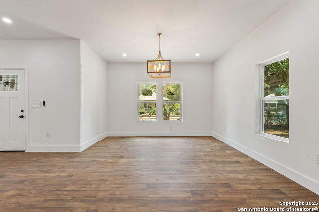 Image 13 of 32 For 101 New York