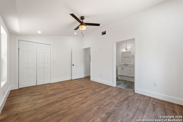 Image 23 of 32 For 101 New York