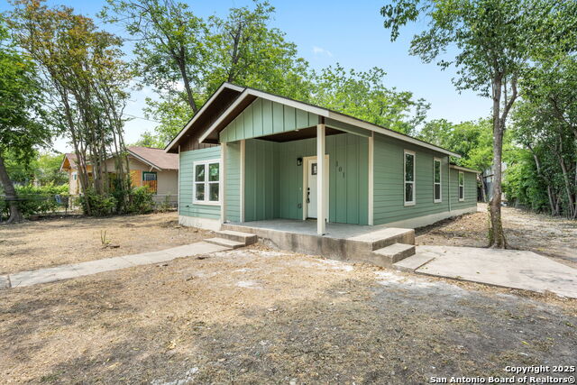 Image 3 of 32 For 101 New York