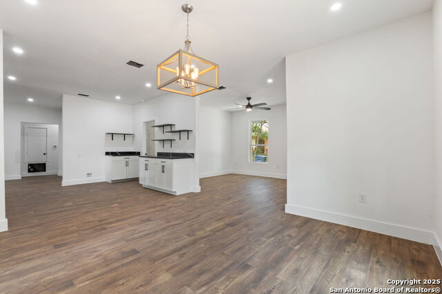 Image 9 of 32 For 101 New York