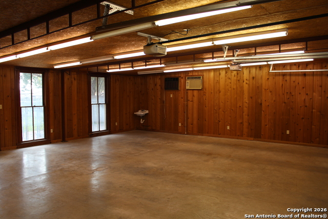 Image 22 of 35 For 1111 Magnolia