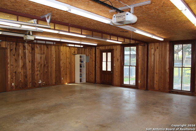 Image 23 of 35 For 1111 Magnolia