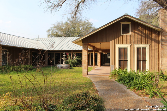 Image 28 of 35 For 1111 Magnolia
