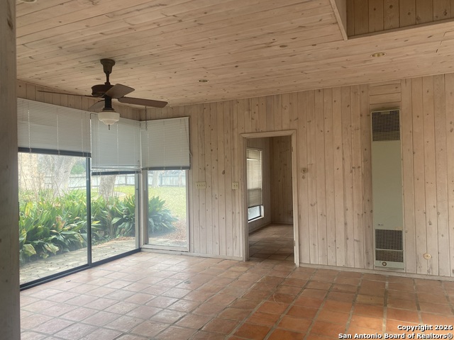 Image 31 of 35 For 1111 Magnolia