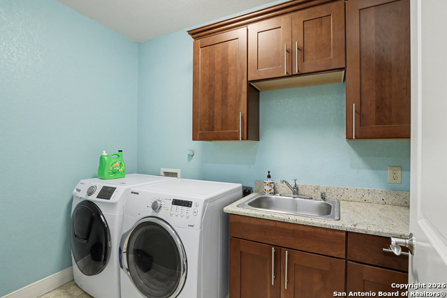 Image 30 of 41 For 113 Abrego Mount