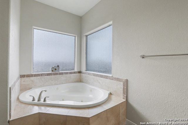 Image 36 of 41 For 113 Abrego Mount