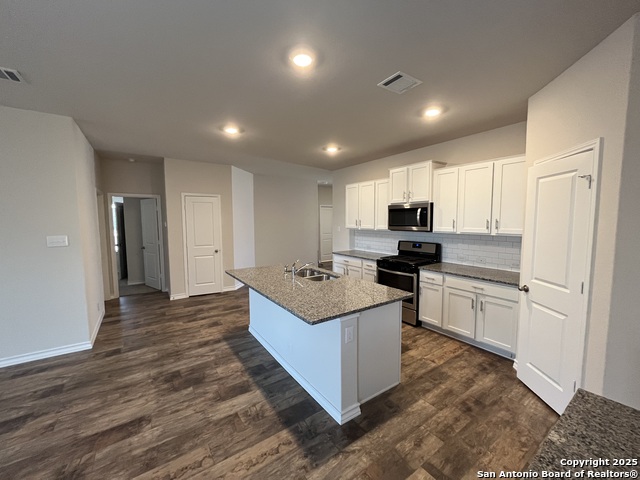 Image 12 of 47 For 5518 Stormie Keep