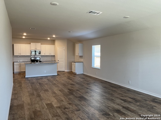 Image 18 of 47 For 5518 Stormie Keep