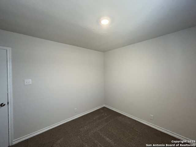 Image 43 of 47 For 5518 Stormie Keep