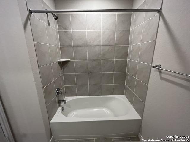 Image 44 of 47 For 5518 Stormie Keep