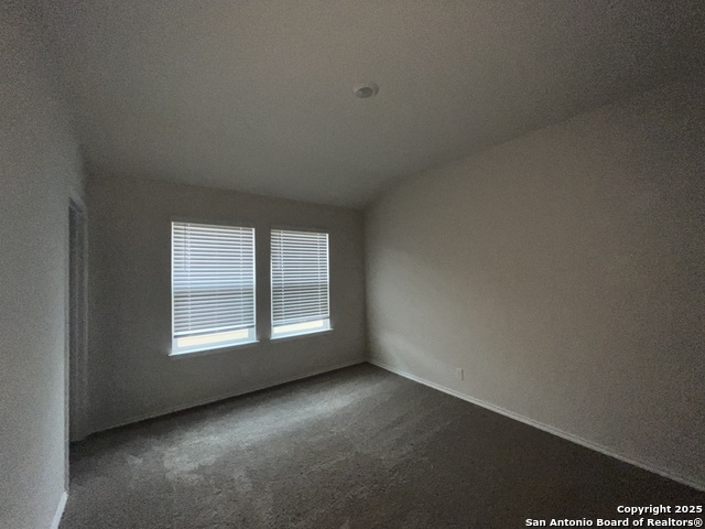 Image 12 of 30 For 324 Middle Green Loop