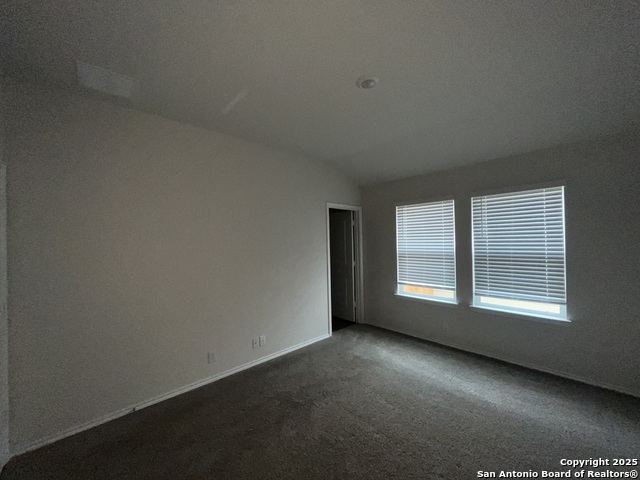 Image 13 of 30 For 324 Middle Green Loop