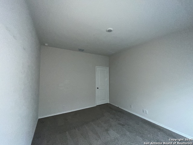 Image 14 of 30 For 324 Middle Green Loop